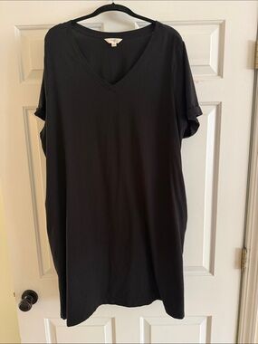 Terra & Sky Black Cotton V-Neck T-Shirt Dress